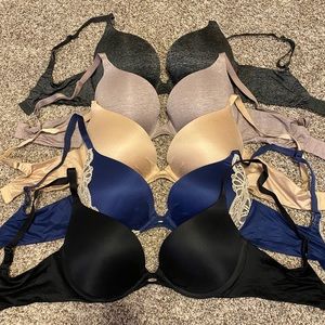 Victoria’s Secret 34D bra bundle!